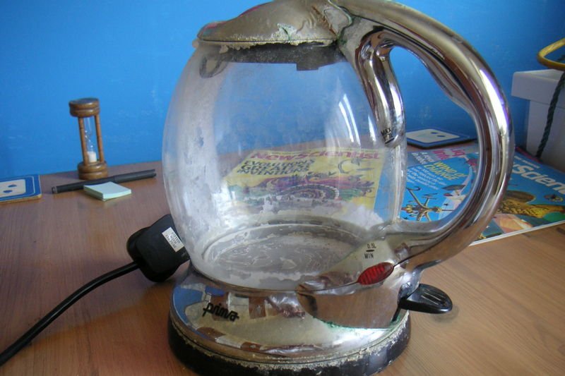 clean glass tea kettle